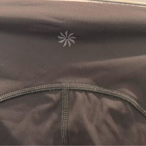Athleta stash style crop, size small, black, tie waist, pockets on side